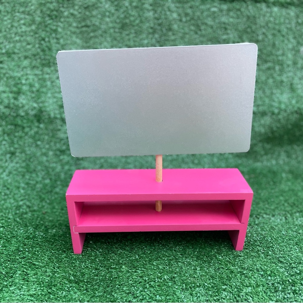 Doll TV - Picture 2 of 2